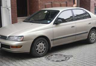 Toyota Corona седан 1992 - 1997