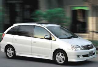Toyota Nadia минивэн 1998 - 2003