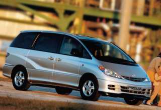 Toyota Previa минивэн 2000 - 2003
