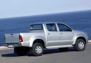 Toyota Hilux пикап 2004 - 2008