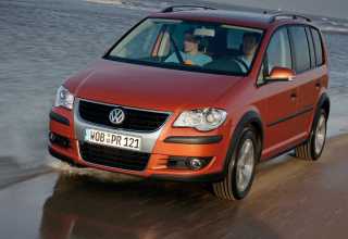 Volkswagen Touran минивэн 2007 - 2010