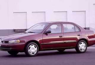Chevrolet Prizm седан 1998 - 2002