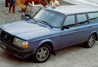 Volvo 240 универсал 1982 - 1985