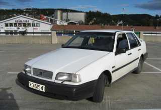 Volvo 460 седан 1993 - 1994