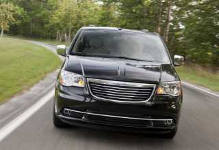 Chrysler Grand Voyager минивэн 2011 - 