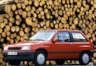 Opel Corsa хэтчбек 1990 - 1993