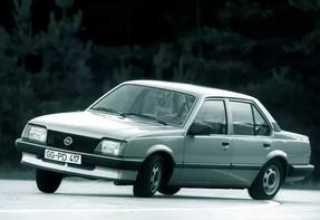 Opel Ascona седан 1981 - 1984