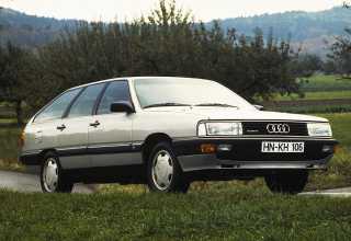Audi 200 универсал 1985 - 1991