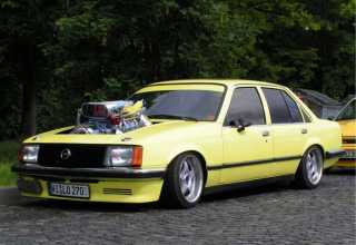Opel Record седан 1984 - 1986