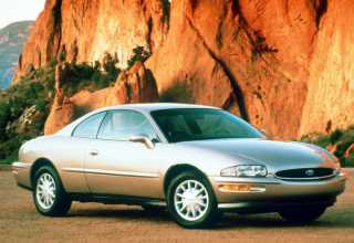 Buick Riviera купе 1995 - 1999